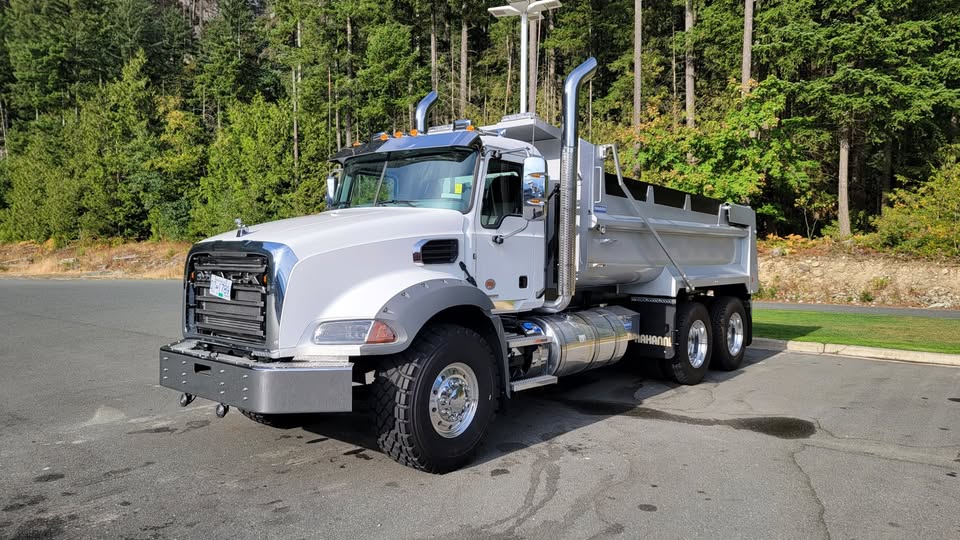 2026 MACK GRANITE 2026 MACK GRANITE - image 3 of 3