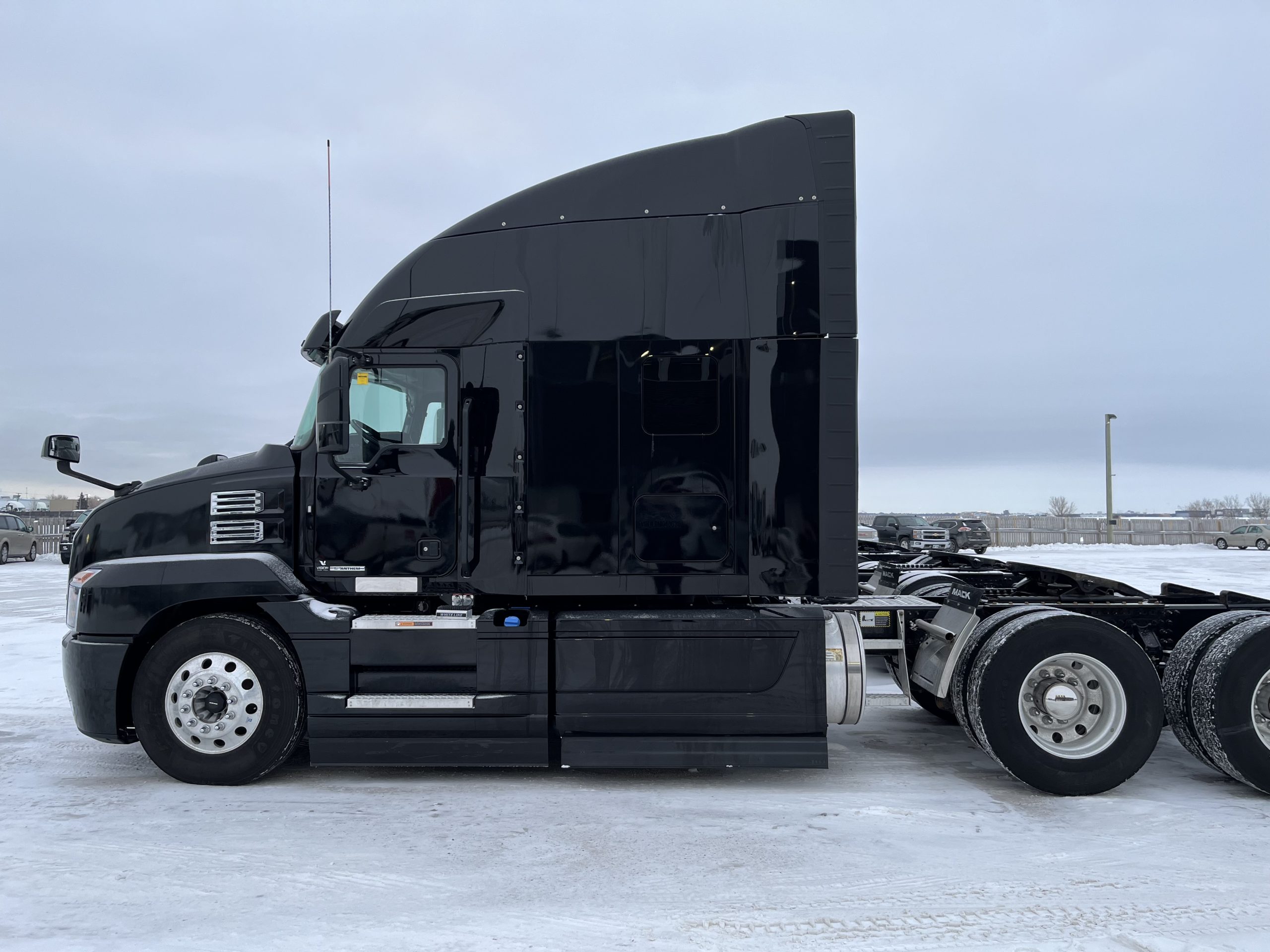 2024 MACK ANTHEM - image 1 of 5