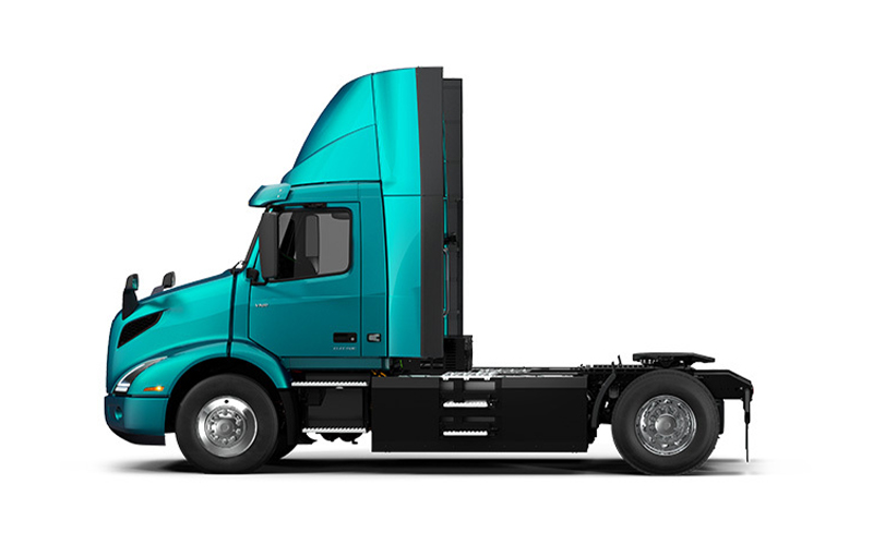 Volvo Trucks 4x2 Tractor Volvo Trucks 4x2 Tractor - image 3 of 4