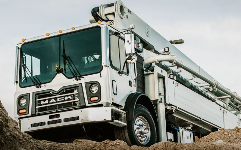 Mack Trucks TerraPro® - image 3 of 4