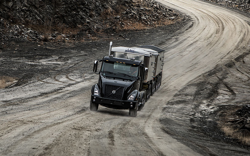 Volvo VNX 300 Volvo VNX 300 - image 4 of 6